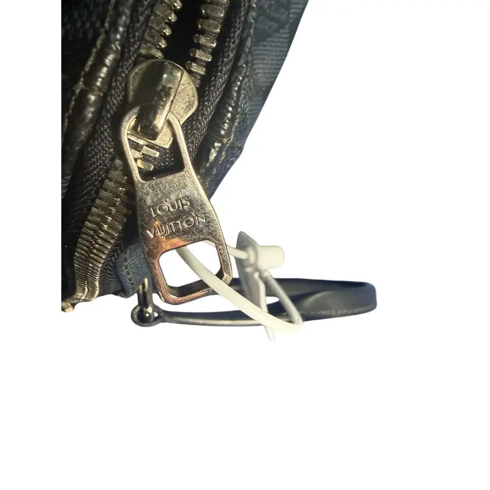 Louis Vuitton authentic louis